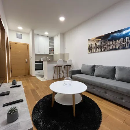 Atina Apartment *